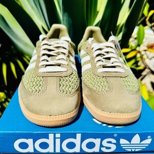 SAMBA OG LEATHER TRIMMED WOMEN’S SNEAKERS IN GREEN ADIDAS